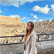 Mestra de repàs per a infants de primària i secundària